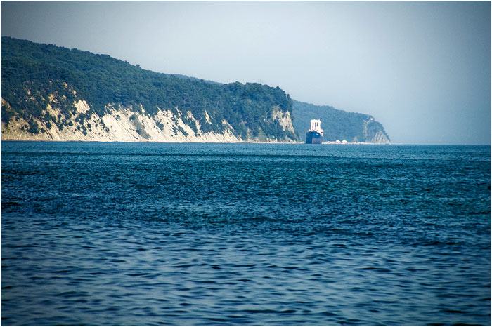 Инал. Сухогруз на мели. Чёрное море.