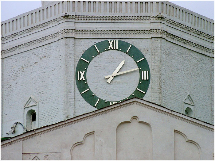 Часы на Спасской башне Казанского кремля