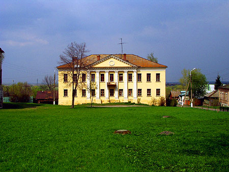 Здание бывшего народного училища