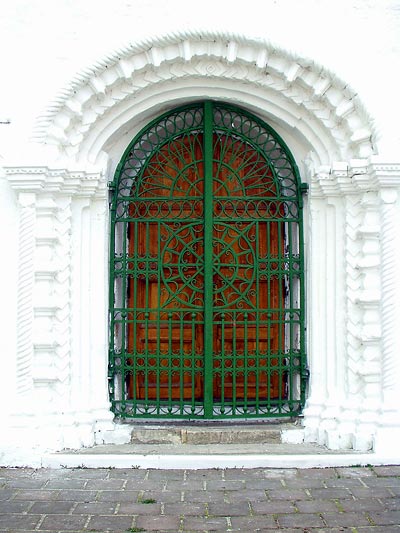 Северный порптал Успенского собора Коломенского кремля