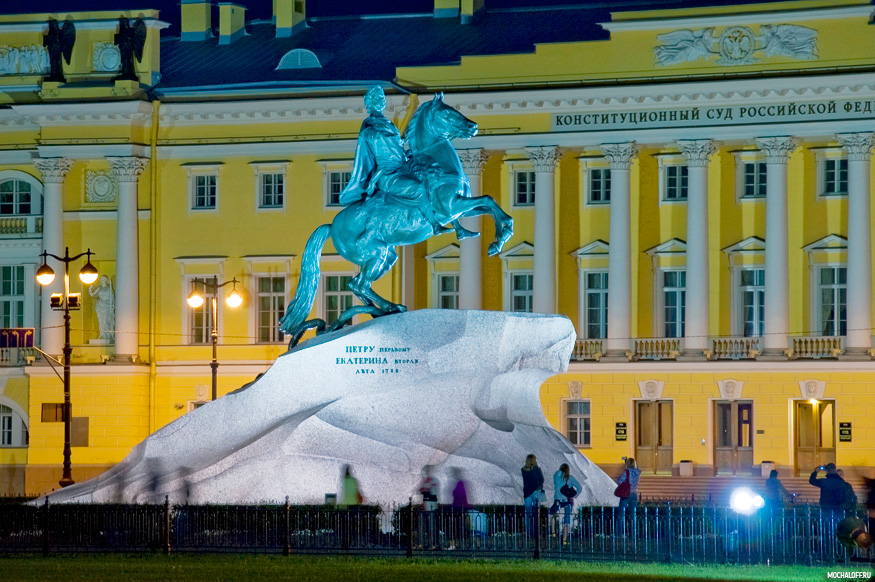 Памятник Петру I. «Медный всадник». Санкт-Петербург. Фото.